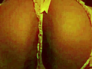 she plays alone with a huge 22cm dildo. mexican wife squirts hard!