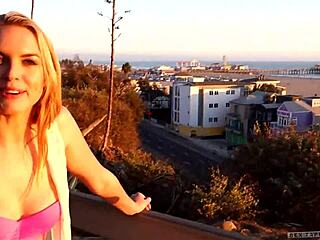 POV Lesbian Fun: Cosima Knight and Roxy Rox in Pussy Play