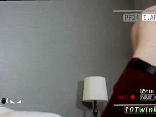 gay twinks fuck bareback in live show