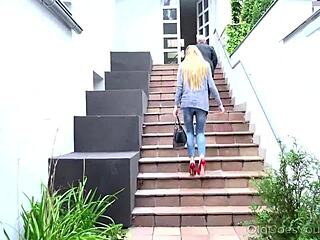 old man bangs sexy young babe on couch with cowgirl and cum in mouth