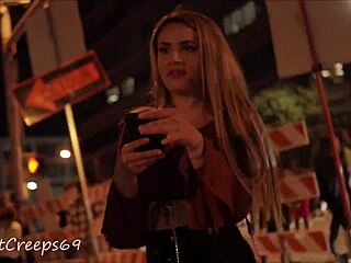 Just spotted this candid babe with a perfect tight ass