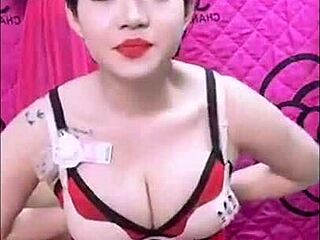 just chilling with a hot vietnamese girl streaming live