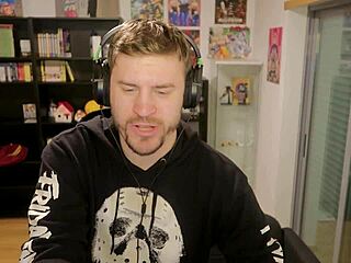 Stuck in naughty escape game with big ass Asian girls for handjobs and blowjobs.