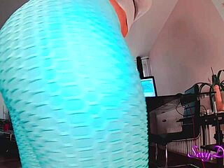 Mature Brunette Craves Hairy Cunt Filling