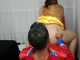 Homemade video of Latina with big ass in doggy position