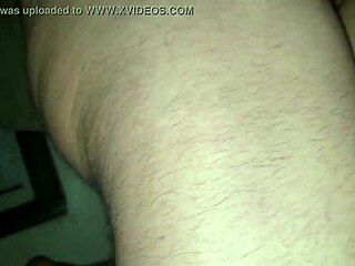 Milf Pussy Gets Deep Creampie Filling