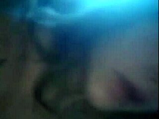 Petite anime girl gives blowjob in hentai scene!