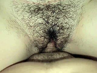 अरे, मेरी हर्मनस्ट्रा को रोजाना क्रीम की डोज दे रहा हूँ! 🔥