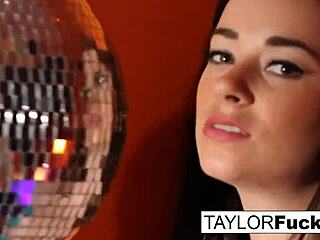 I’m obsessed watching these hot 70s sluts finger each other’s wet cunts