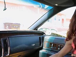 i'm watching black babe sucking