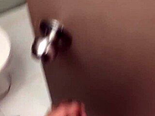 Spying on Sister's Bathing Session with Huge Ass