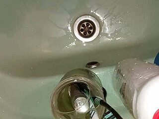 My Giant Foreskin Brings Intense Pleasure In Anime Hentai