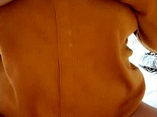 sexy latina colocha twerking that big curly ass