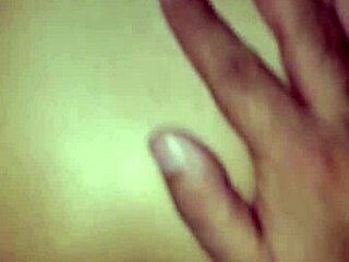 Follando a un pasivo que conocí en el supermercado.