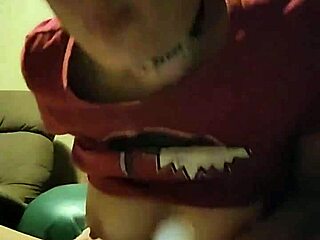 I can’t stop watching my old video with star dildo and thong