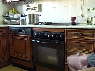 indian bhabhi drinks my cumshot after flashing huge dick in her kitchen