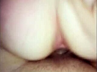 Netflix And Chill With My New Tinder Date