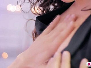 i'm gettin these erotc massges from linda, and it's turnin into fuckin, part 1, ya know?