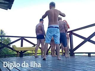 Suruba Ao Na Sacada � Gostosa Demais