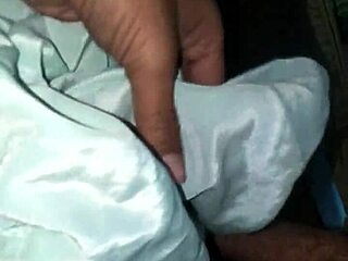 Watch this sexy gay man masturbate with hot aunty Reshmi