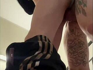 Damn, I caught a guy jerking and gave him a wild blowjob!