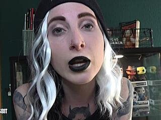 Exhibitionism Challenge Lou Nesbit Lia Louise