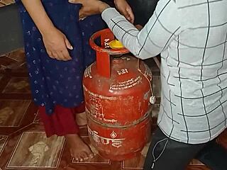 new year fix for bhabhi’s kitchen desires with a wild ride