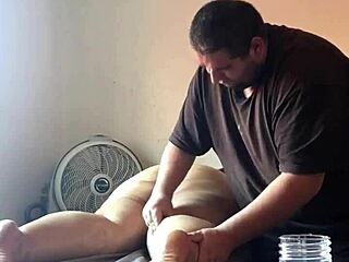 Mature BBW gets a full-body massage with extra attention to tits and ass