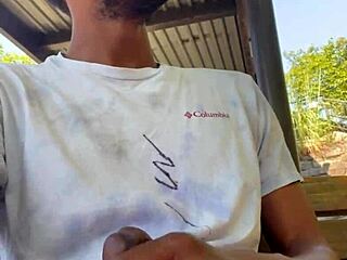 College Campus Wank Session in Public Outdoor Spot