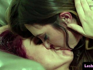 Tribbing lesbo eats out glamcore babe