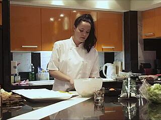 Anna Rose Gets Fucked In The Bathroom With Cumshot?