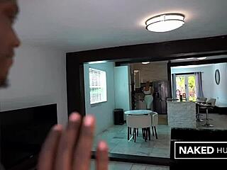 From The Yard To The Kitchen, Banging This Milf Slut Everywhere In Miami