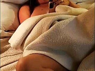 mom masturbating watching her young 18+ friend jerk off, gay mommy action 😘