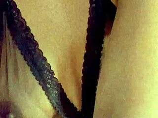 Hey, check out this wild squirt while getting eaten out! 😜