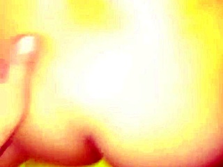 Termino follando con chica infiel del centro comercial, quieres verla?