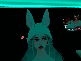 Wow, Muscle Mommy Dominates Her Girlfriend Hard!