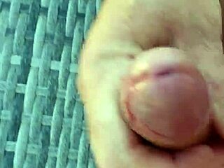 Je Me Branle et Jouis Sur Mon Ventre, So Damn Good!