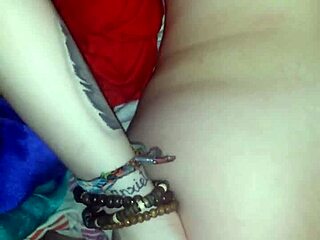 This tight-ass puta knows how to work it for amateurs