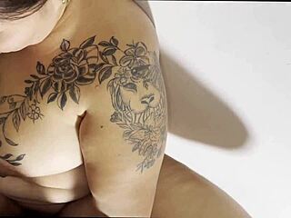 Tengo sexo arriesgado con mi vecina final feliz