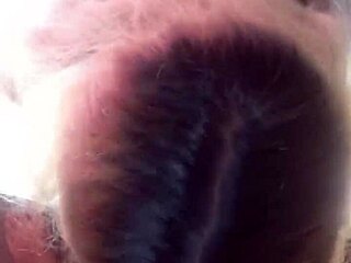 una rica chapita le doy a mi amigo y me da toda la leche