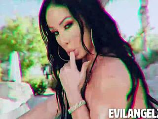 Yo, check this airtight gangbang with Lexington Steele and Jennifer White! 😎