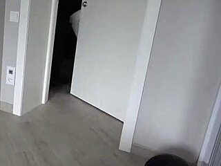 Man, this cheating milf begged for creampie under the table! 😜