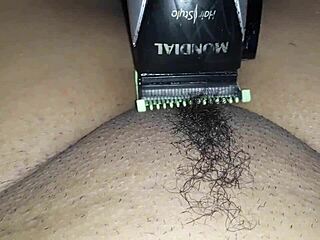 depilando a buceta pra você, quer me comer? convence meu marido agora!