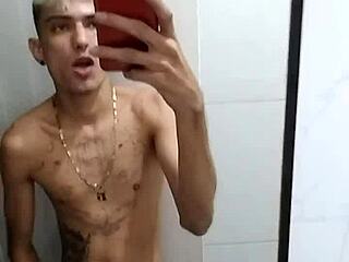 Just jerking off in the bathroom after a sweaty soccer match