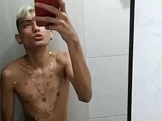 Just jerking off in the bathroom after a sweaty soccer match