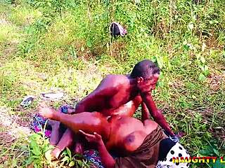 Chubby college BBW bends over for BBC in the bush during wild study break. Who knew plants could inspire this?