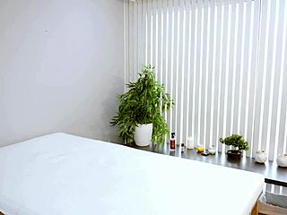 uhh, tantric massage with pussy fillin’ and squirt, ya know?