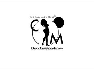 Pinky Shows Off Big Ass and Tits