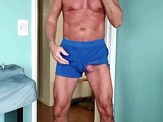 omg, pervy daddy loves his soft muscle shorts at home! 😍
