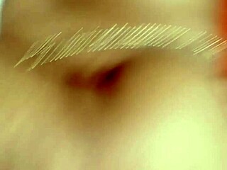 yo, check sundaydogood614 shaving that tight pussy for me